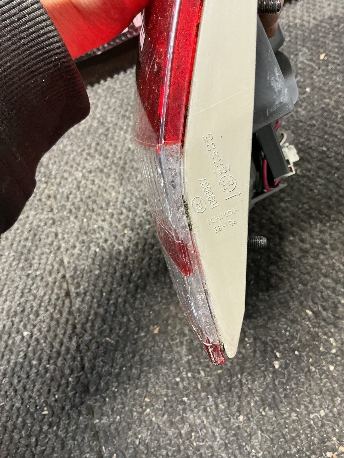 2006 Toyota Previa ACR50- Right Taillight- (TAG9869)