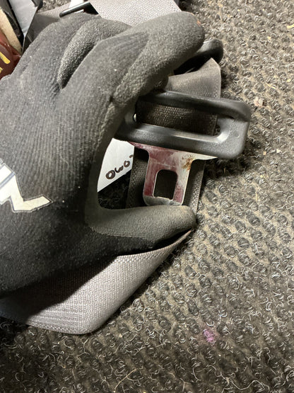2002 Ford Explorer 0W029- Left Front Seat Belt- (TAG10811)