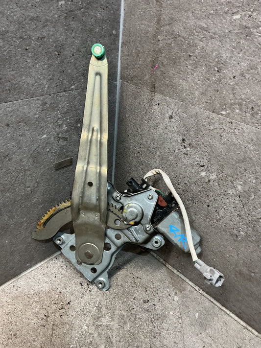 1996-2000 Toyota Land Cruiser J90 - Right Rear Window Regulator/Motor - (TAG18057)