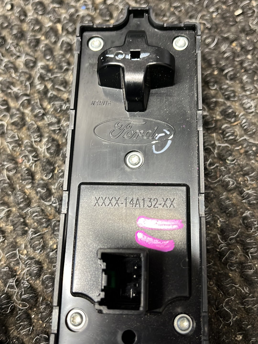 2013 Ford Kuga- Master Power Window Switch- (TAG9322)