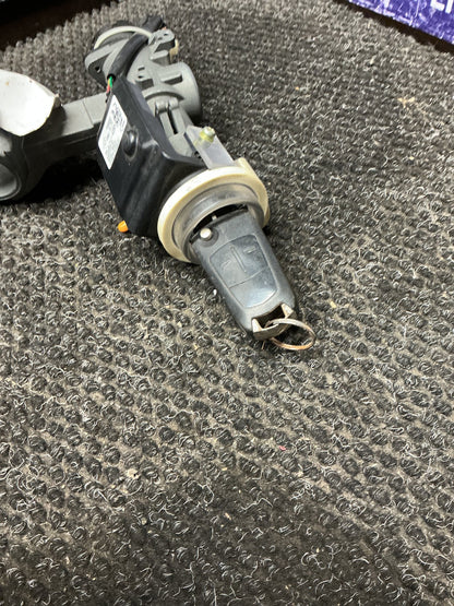 2011 Holden Captiva 5 9W070- Ignition With Key- (TAG10839)