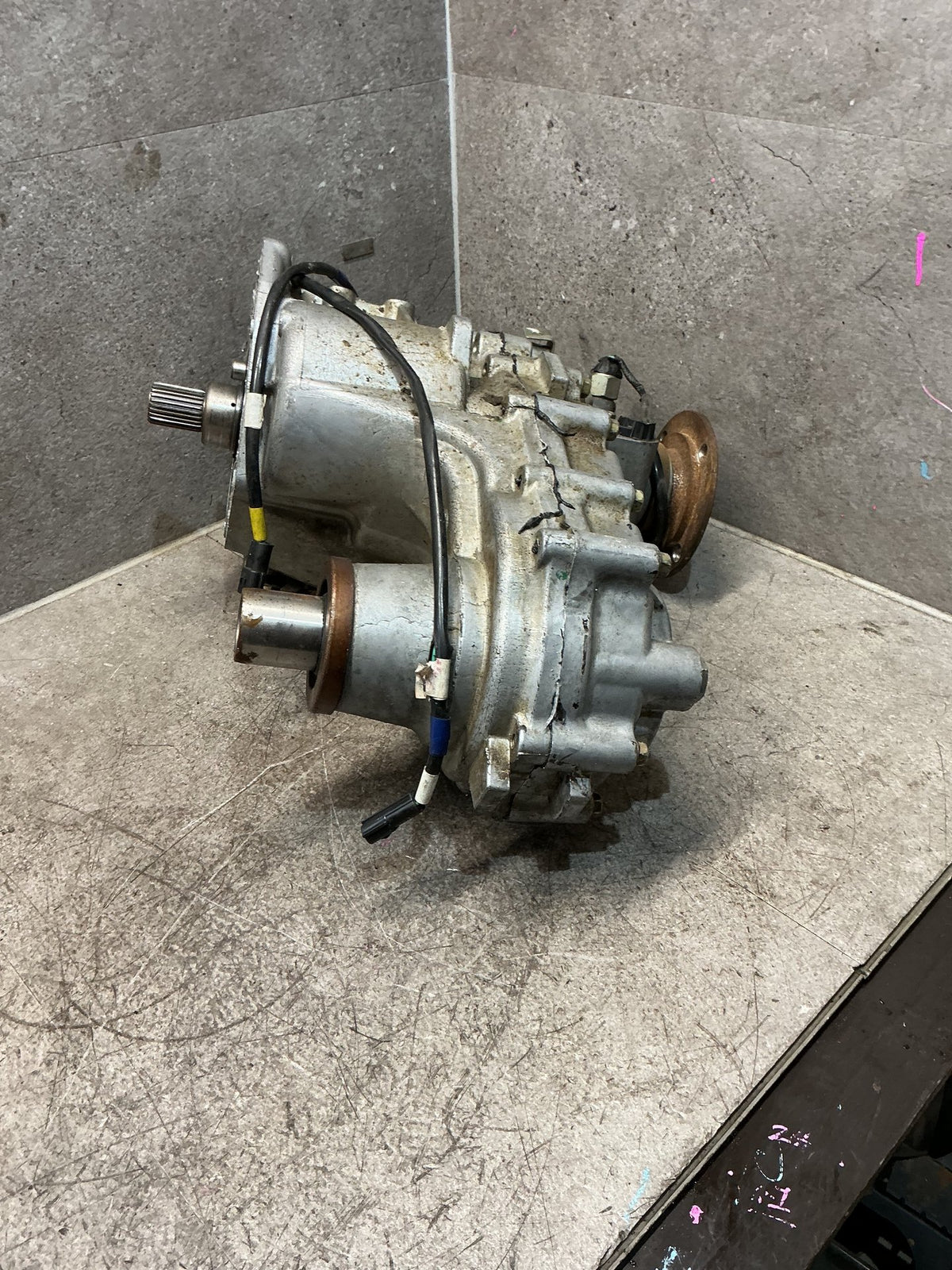 2006 Ford Courier- Transfer Case- (TAG17524)