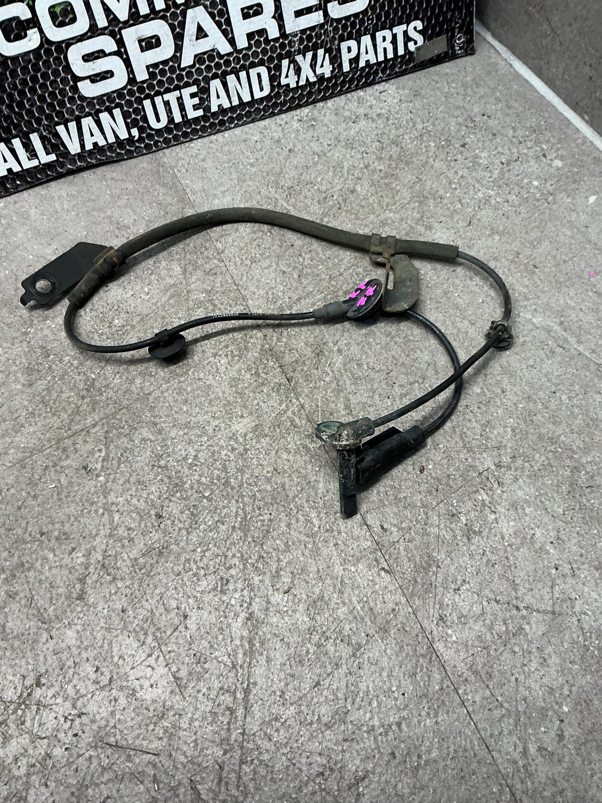 2013-2020 Dodge Journey JC- Right Front ABS Sensor- (TAG14550)