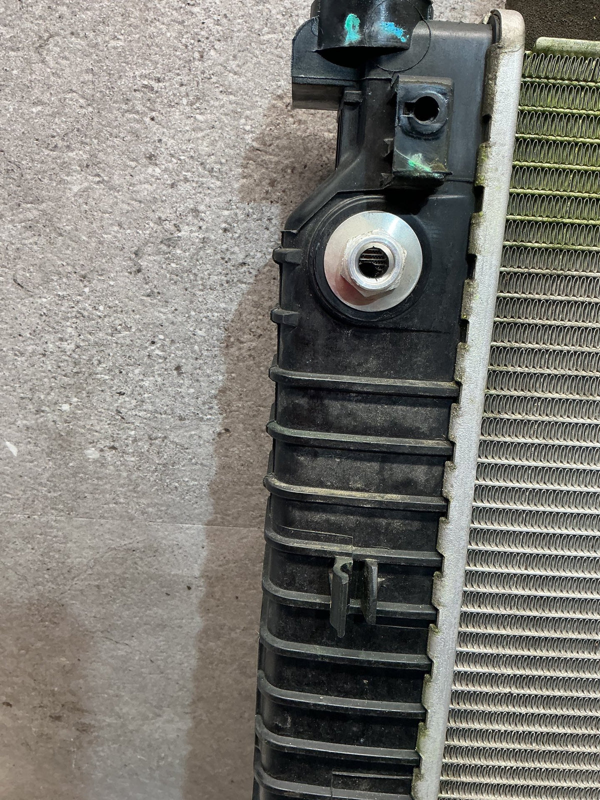2012 Holden Captiva - Radiator - (TAG18511)