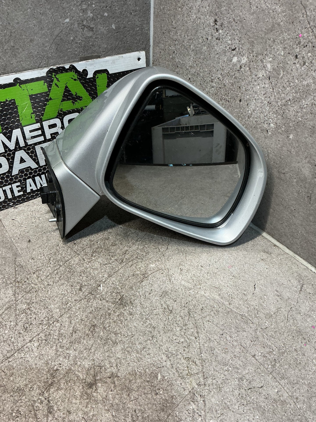 2009 Holden Captiva 7 - Right Door Mirror - (TAG16088)