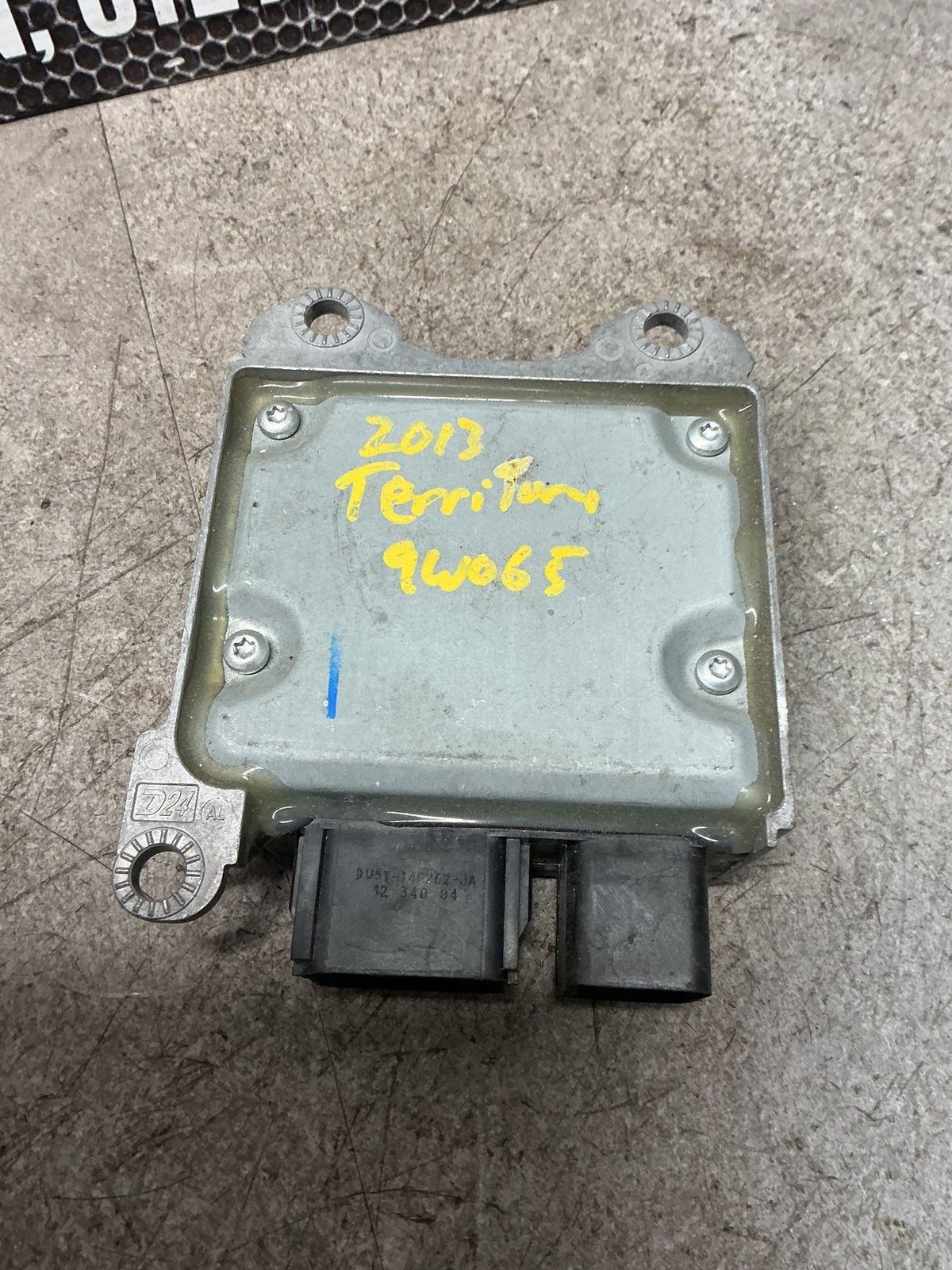 2013 Ford Territory- Airbag Module- (TAG17022)