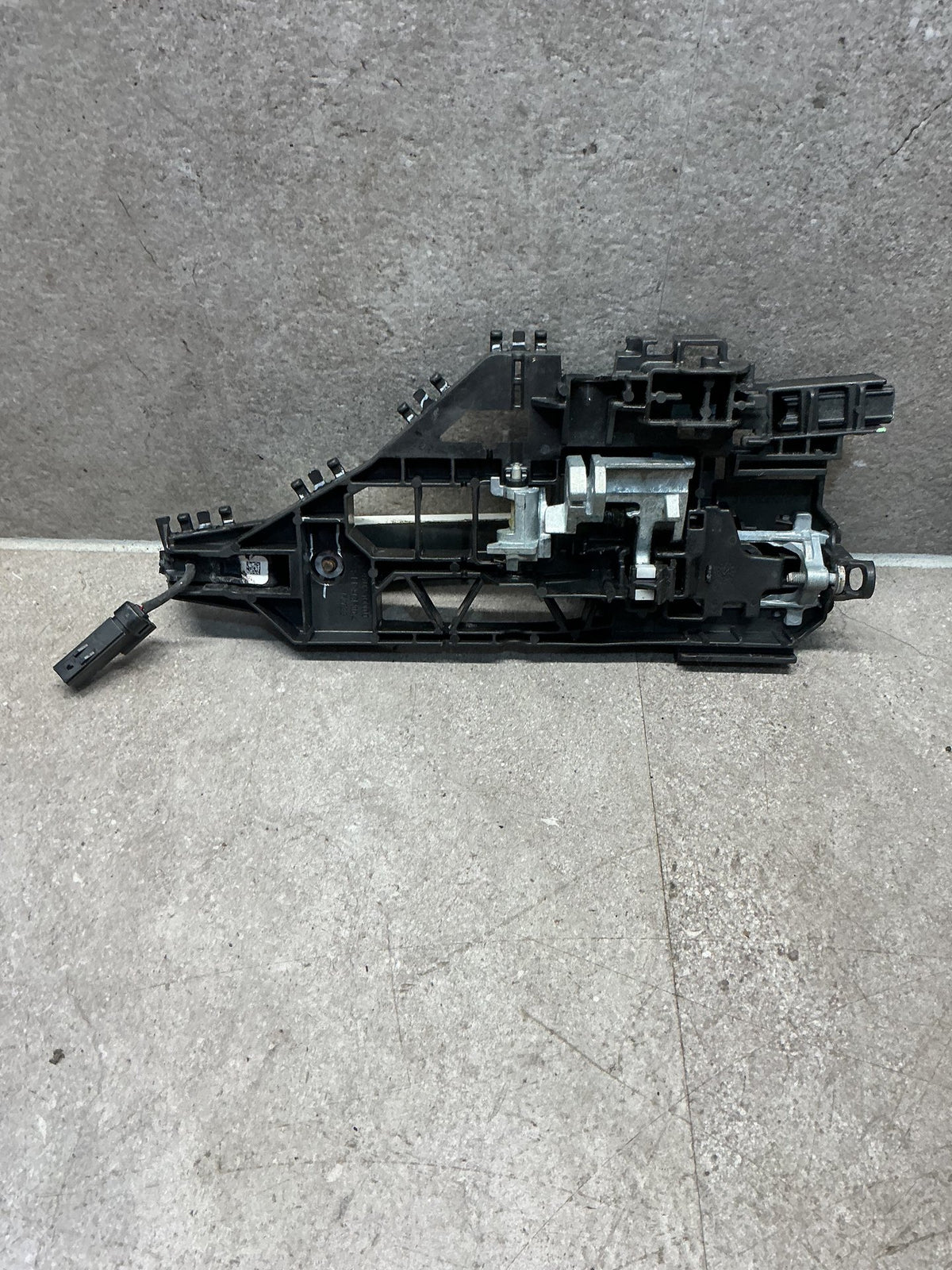 2015 Dodge Journey JC- Left Front Door Exterior Handle- (TAG14516)