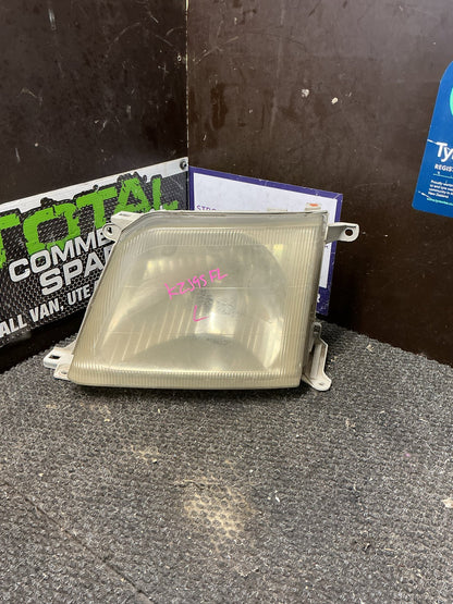 2001 Toyota Land Cruiser KZJ95- Left Headlight- (TAG9650)