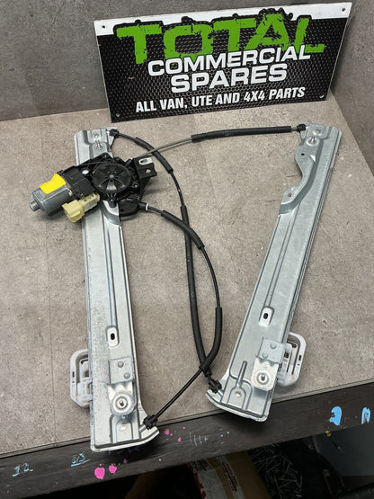 2016 Ford Escape ZG- Right Front Window Regulator/Motor- (TAG11900)