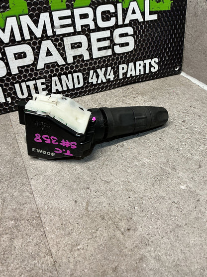 2011 Nissan X-Trail T31 NT31- Indicator Stalk- (TAG12618)