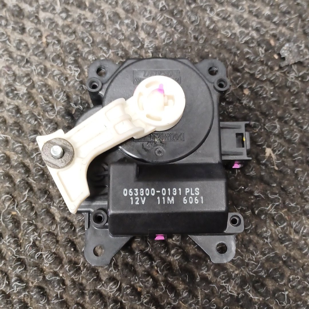 2007-2014 Toyota Highlander U40- Heater Flap Motor- (TAG8031)