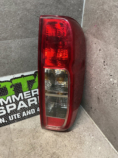 2006 Nissan Navara D40- Right Taillight- (TAG17032)