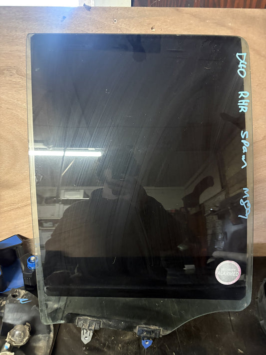 2006 Nissan Navara D40 - Right Rear Door Glass - (TAG18876)