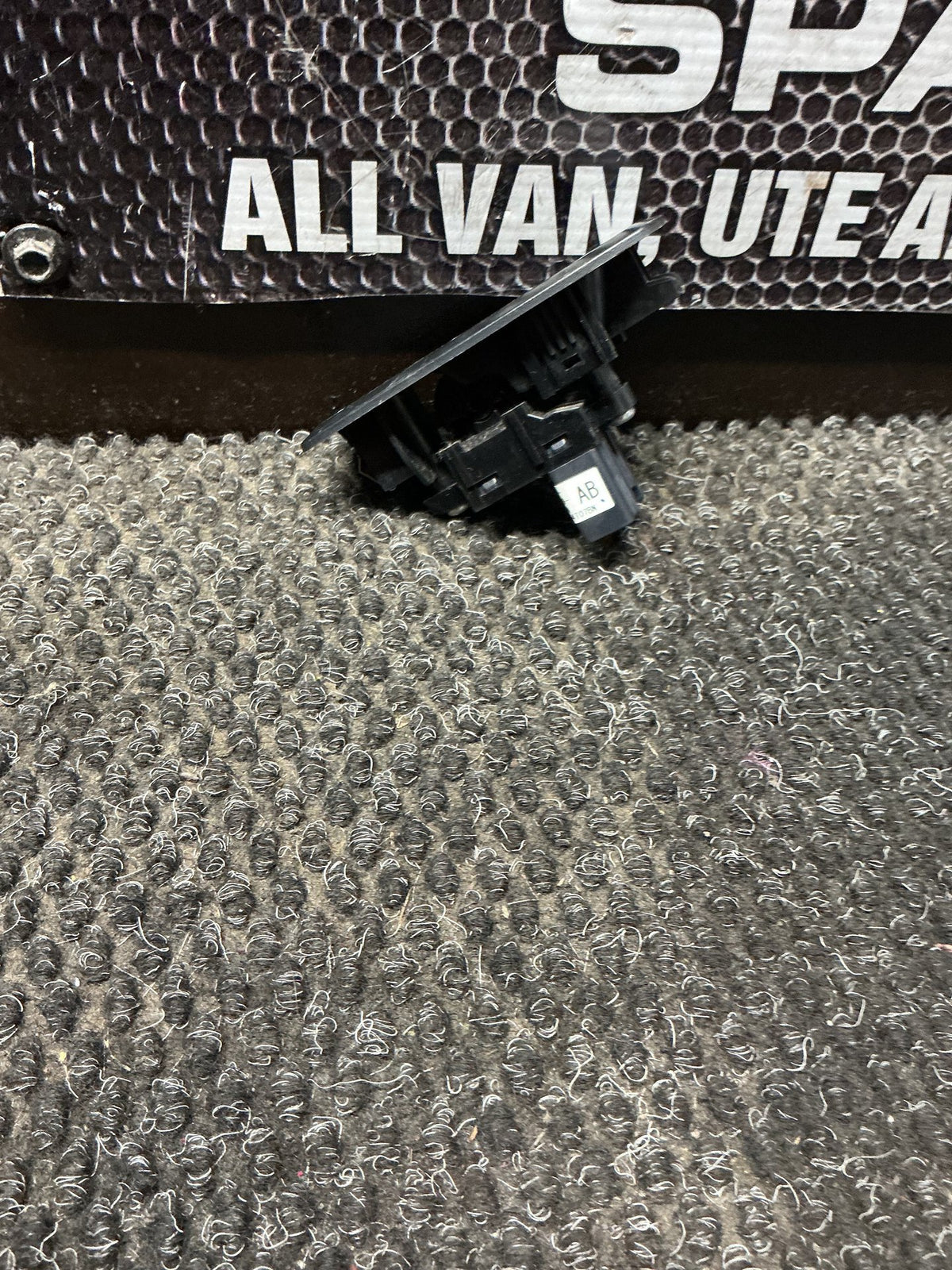 2014 Ford Ranger- Left Front Window Switch- (TAG11001)