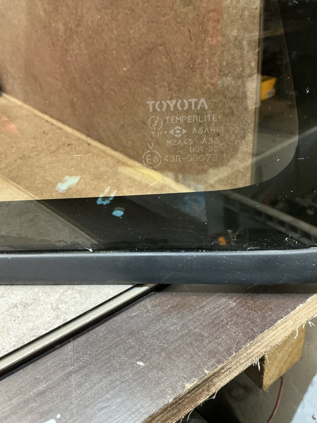 1989-1995 Toyota Hilux II N130- Left Rear Cargo Glass- (TAG15673)