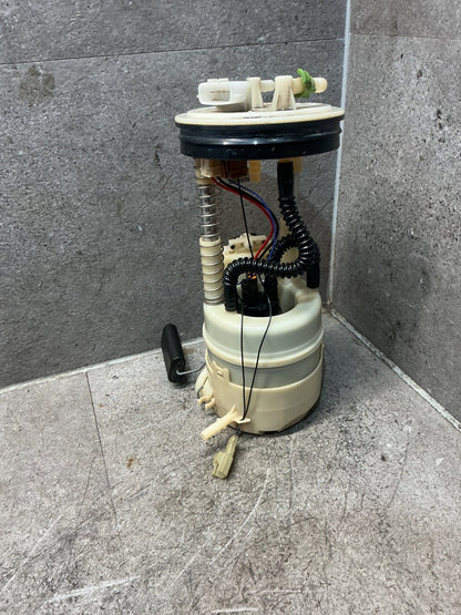 2007-2013 Nissan X-Trail T31 TNT31 - Fuel Pump - (TAG19433)