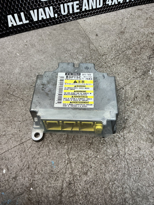 2009 Suzuki Grand Vitara II JT- Airbag Module- (TAG15865) PN: 38910-76K30