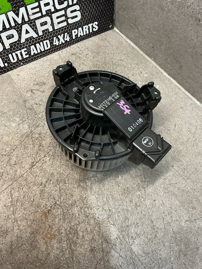 2006 Toyota Hilux- Heater Fan Motor- (TAG15582)