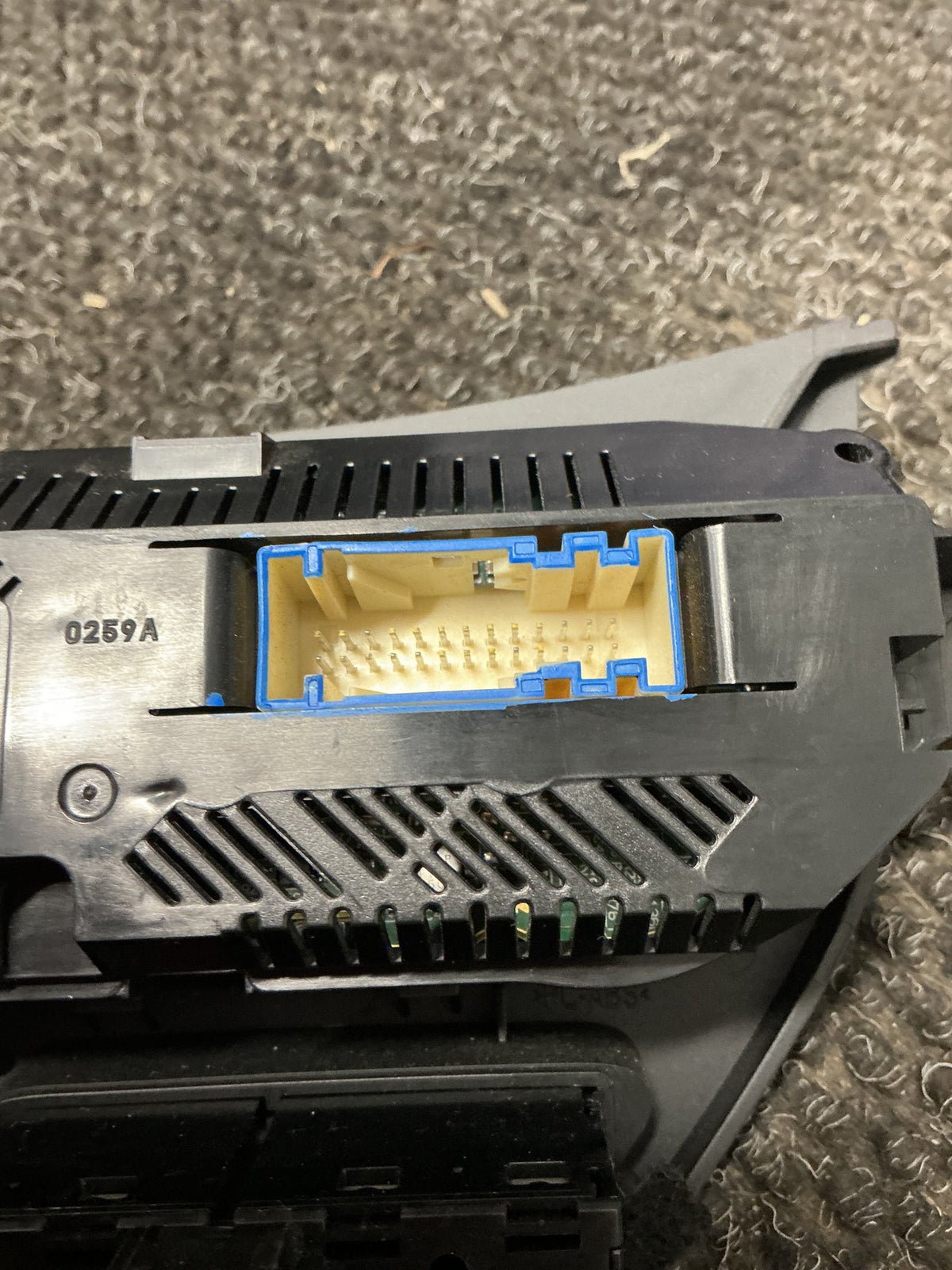 2015 Ford Kuga 9W106- Heater Controls- (TAG10656) PN: DV4T-18C612-AD