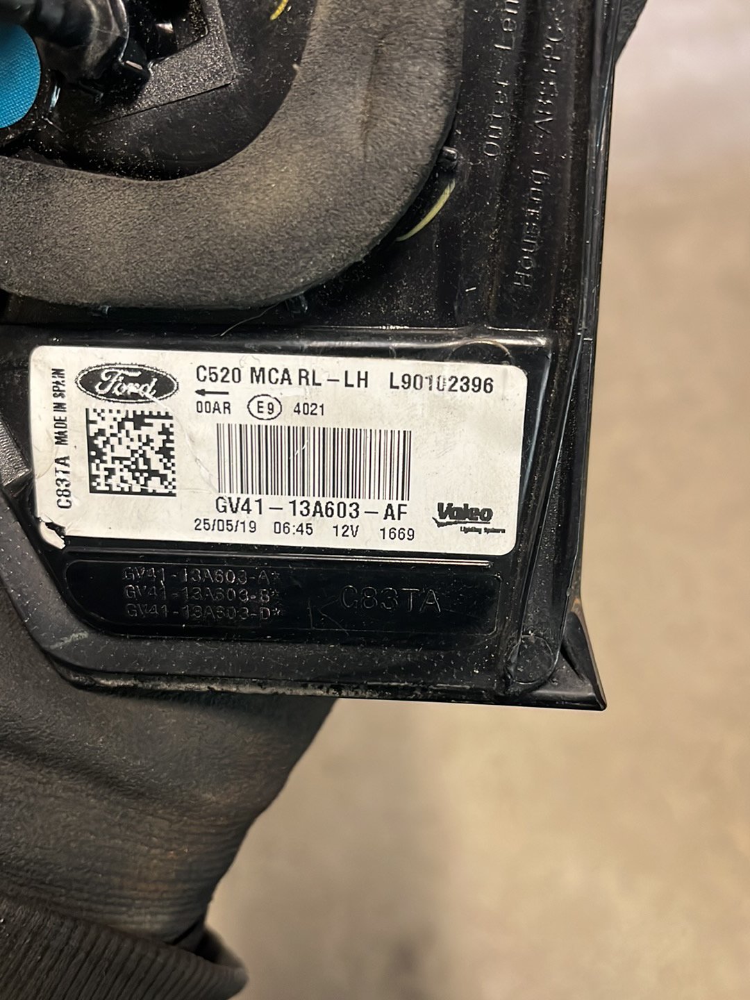 2019 Ford Escape ZG- Left Tailgate Light- (TAG9184)
