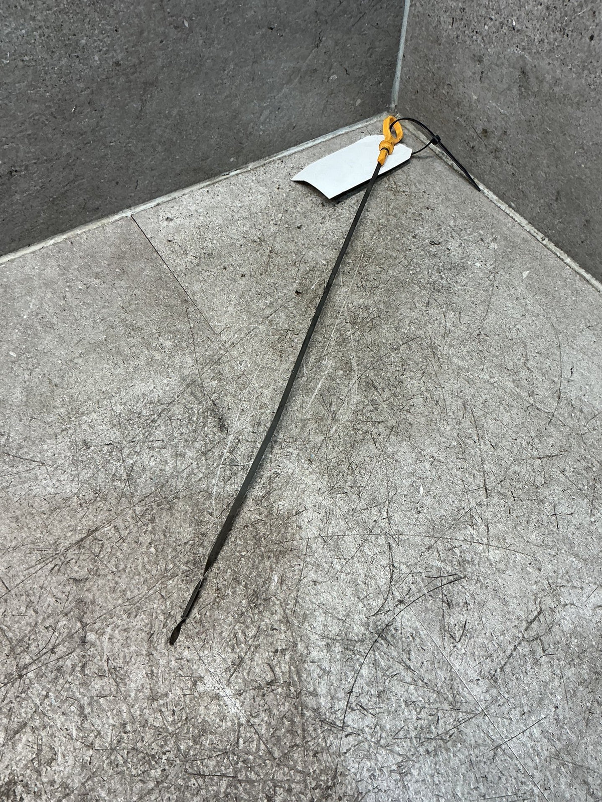 2017 Suzuki Vitara - Engine Oil Dipstick - (TAG18547)