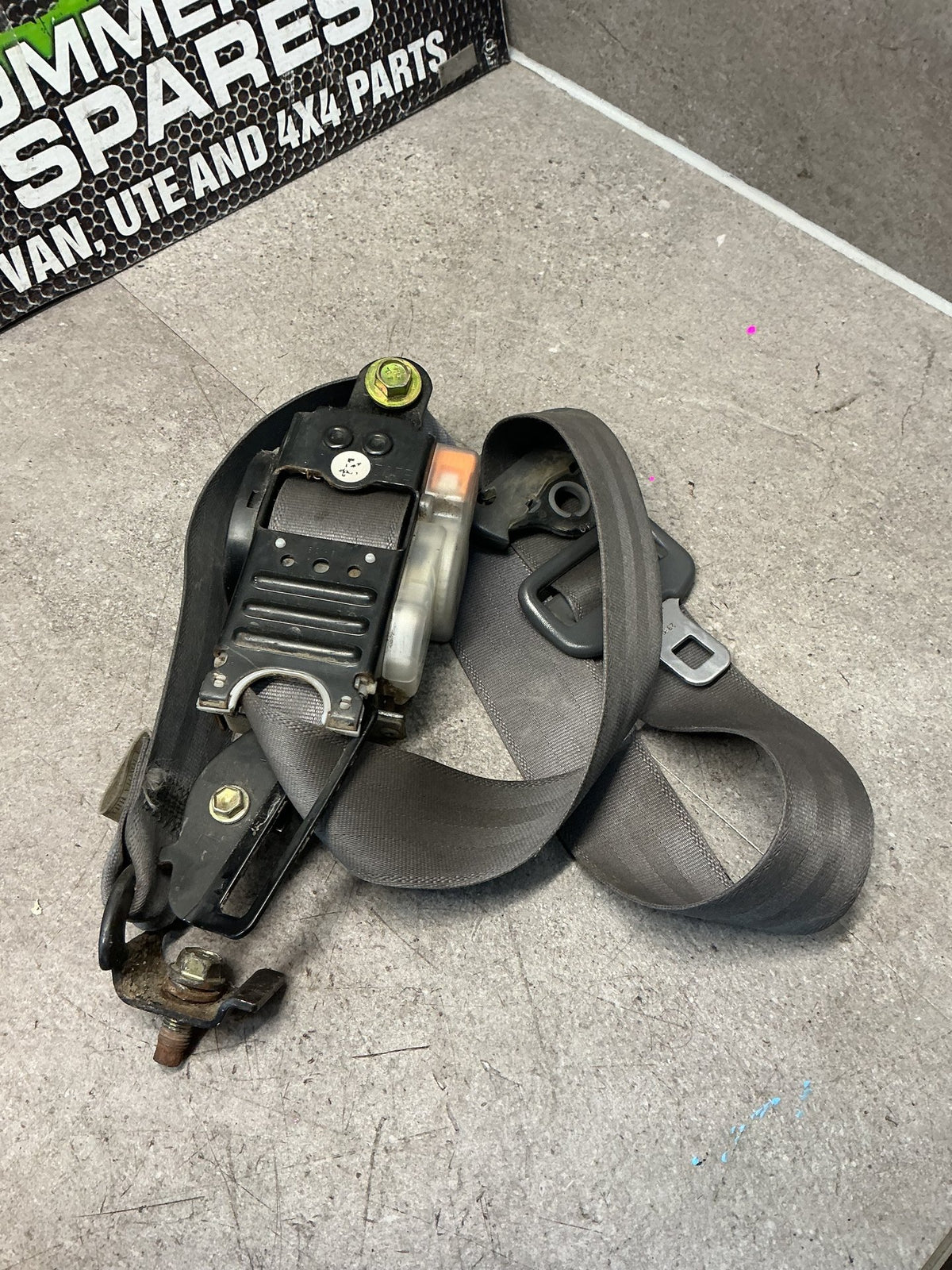 1994 Toyota Hilux Surf KZN130- Left Front Seat Belt- (TAG13467)