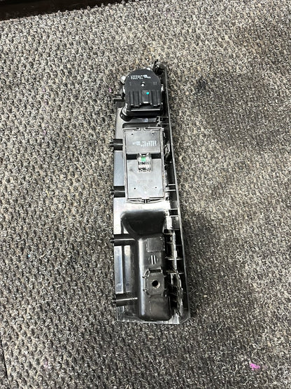 2008 Holden Captiva- Master Power Window Switch- (TAG8187)