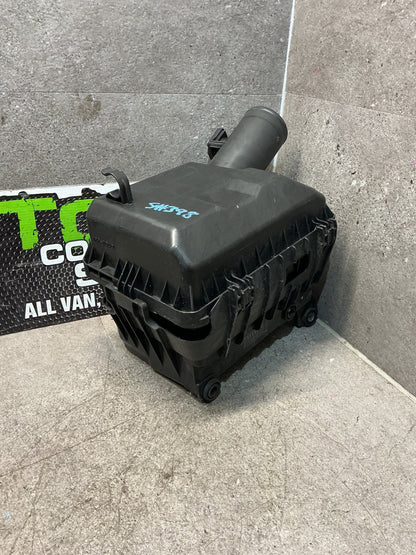 2007 Mitsubishi Outlander- Air Cleaner Assembly EFI Air Box- (TAG16072)