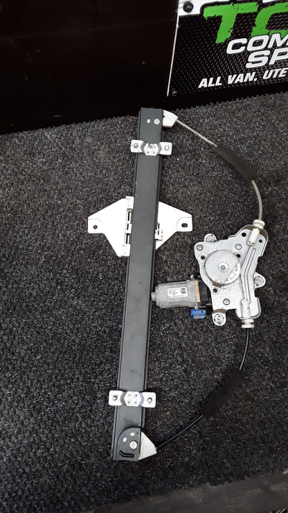2013 Holden Captiva 7 LT 2WD 2.4 AT- Right Front Window Regulator/Motor- (TAG6428)