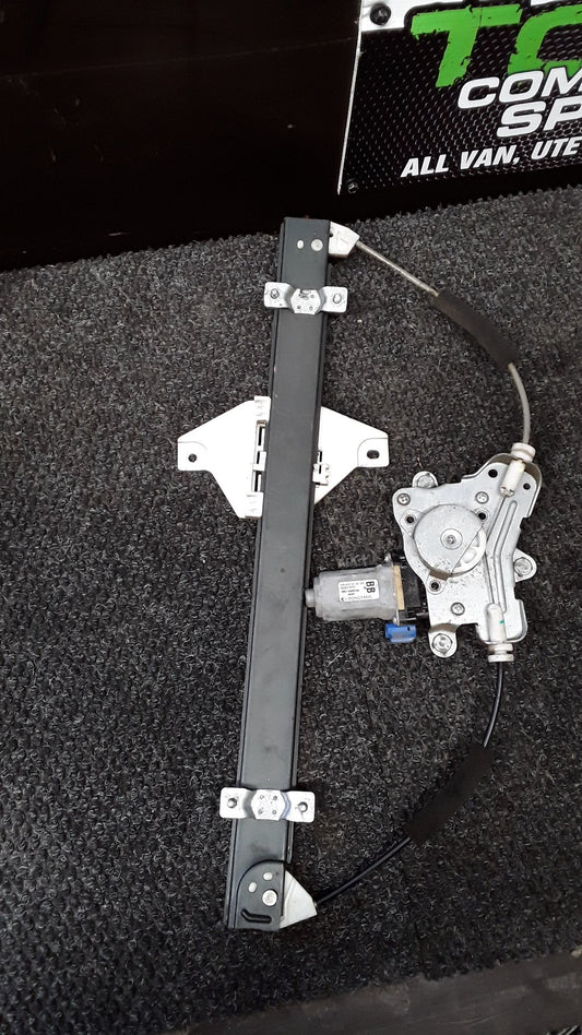 2013 Holden Captiva 7 LT 2WD 2.4 AT- Right Front Window Regulator/Motor- (TAG6428)