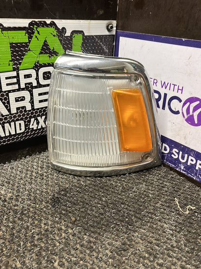 1996 Toyota Hilux LN85- Left Indicator- (TAG8822)
