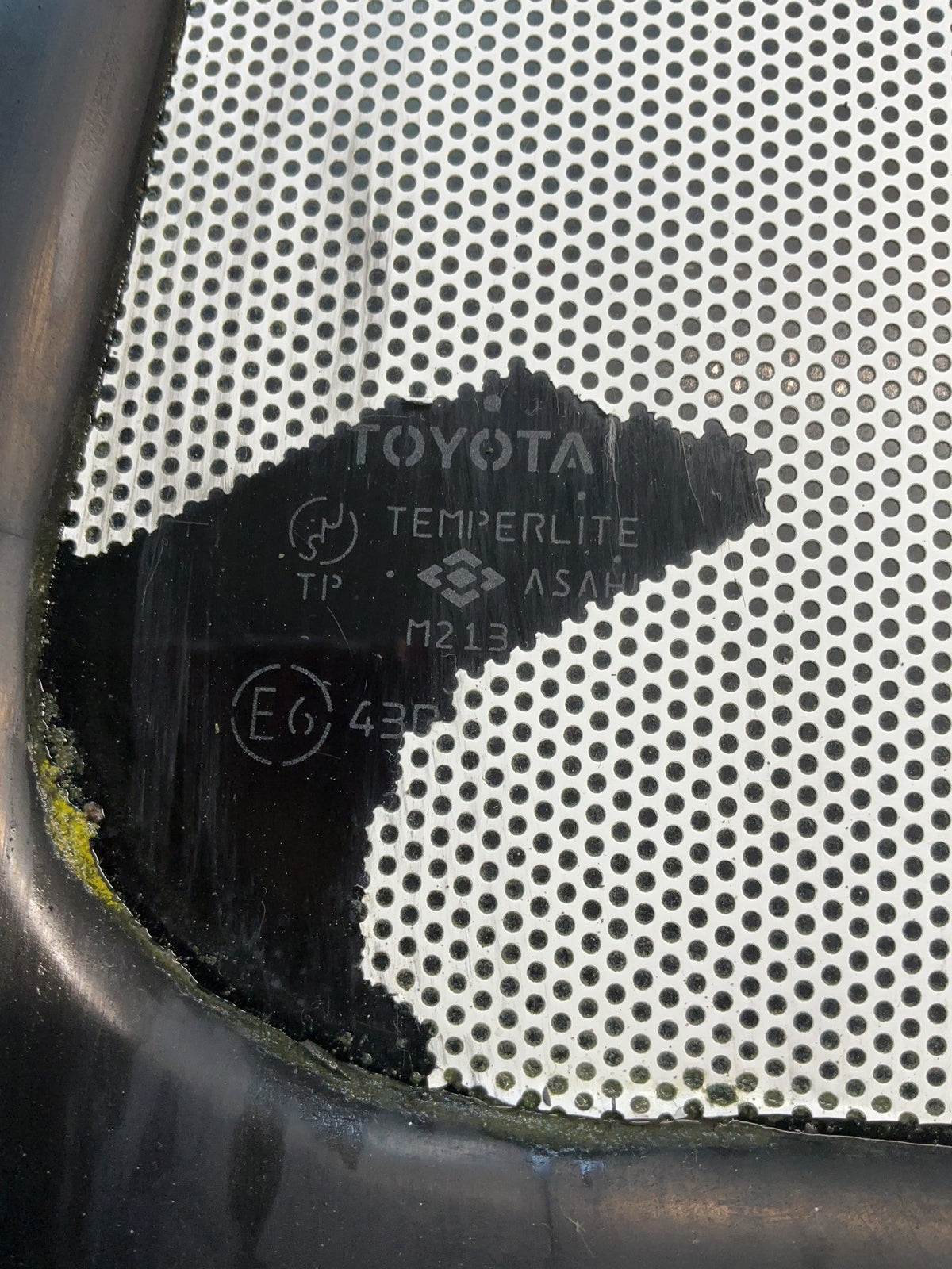 2000-2005 Toyota Hiace IV H100- Rear Screen Window- (TAG16149)