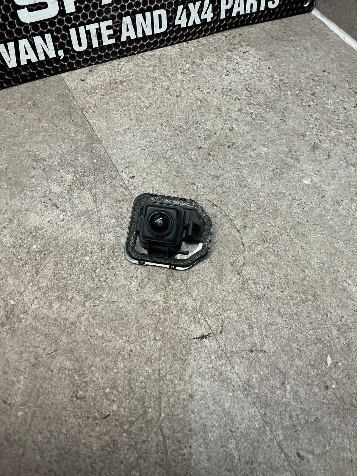 2016 Nissan X-Trail T32- Reverse Camera- (TAG12657)
