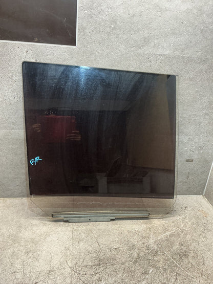 1996-2000 Toyota Land Cruiser J90 - Right Rear Door Glass - (TAG18052)