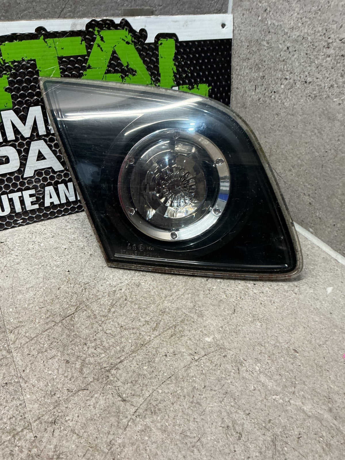 2006 Mazda Axela- Left Tailgate Light- (TAG14666)