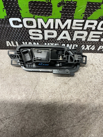 2013 Volkswagen Amarok- Left Front Door Interior Handle- (TAG15445)