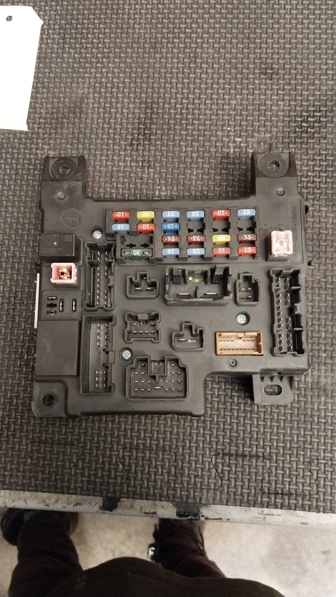 2007-2009 Mitsubishi Delica D5 CV*W- Body Control Module- (TAG1493)
