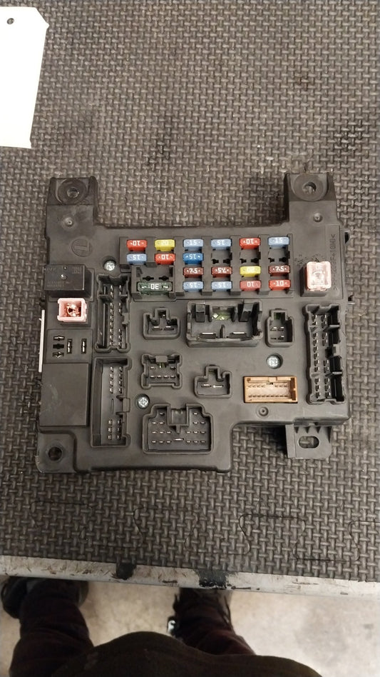 2007-2009 Mitsubishi Delica D5 CV*W- Body Control Module- (TAG1493)
