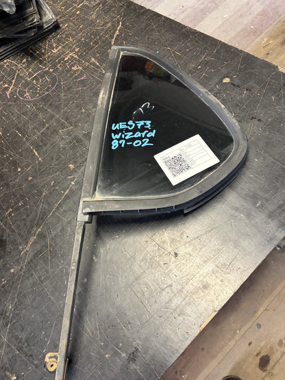 1999-2002 Isuzu Wizard ues73 - Left Rear Quarter Door Glass - (TAG18602)