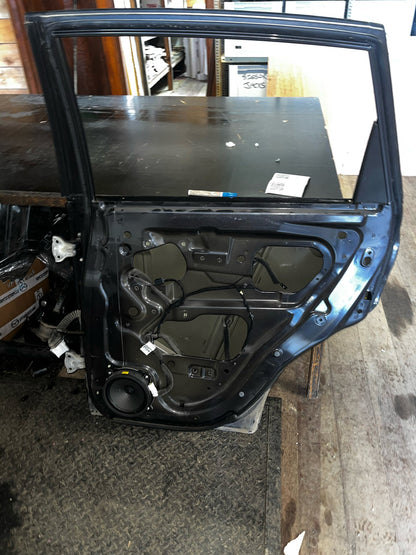 2015 Holden Captiva 7- Right Rear Door Shell- (TAG8160)
