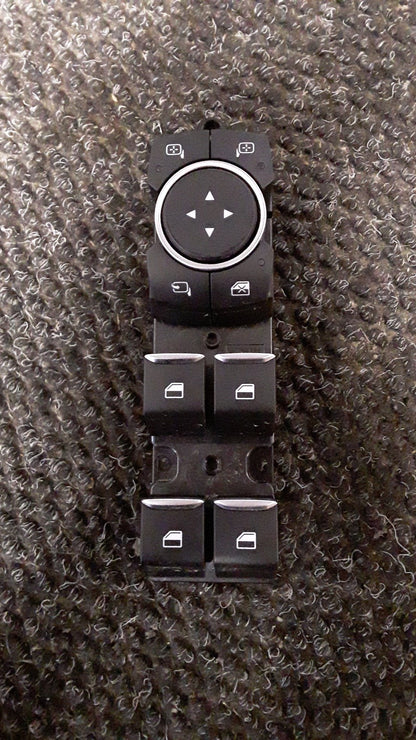 2021 Ford Puma ST-LINE 1.0P/7AT- Master Power Window Switch- (TAG6557)