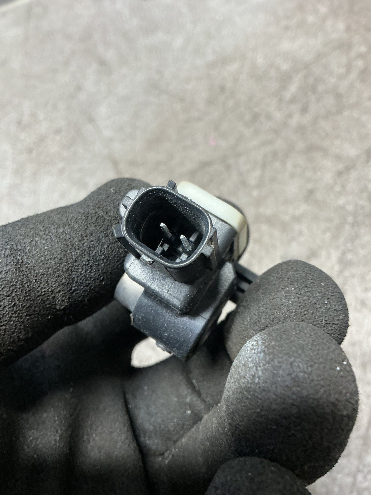 2021 Mitsubishi Outlander GF8- Front Crash Sensor- (TAG17296)