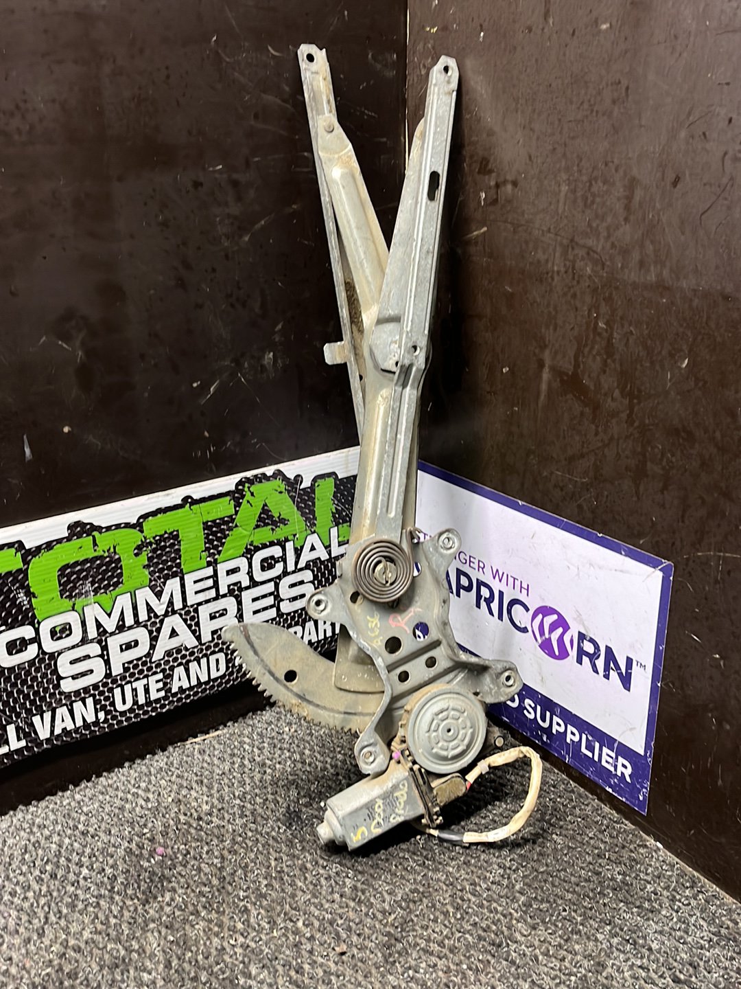 1998 Toyota Prado- Right Front Window Regulator/Motor- (TAG7462)