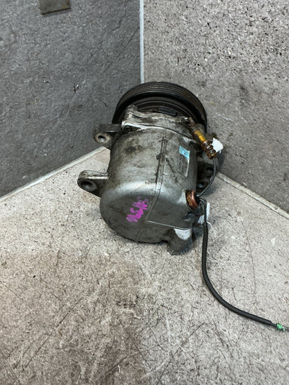 2003 Suzuki Grand Vitara SQ420W - A/C Compressor - (TAG17891)
