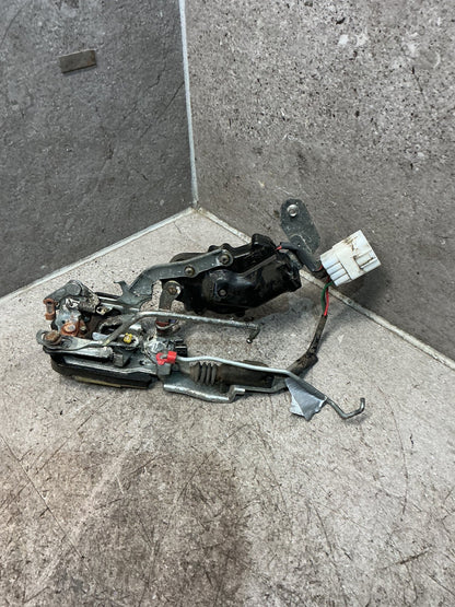 1994 Toyota Hilux KZN130 - Right Front Door Lock Actuator - (TAG18138)