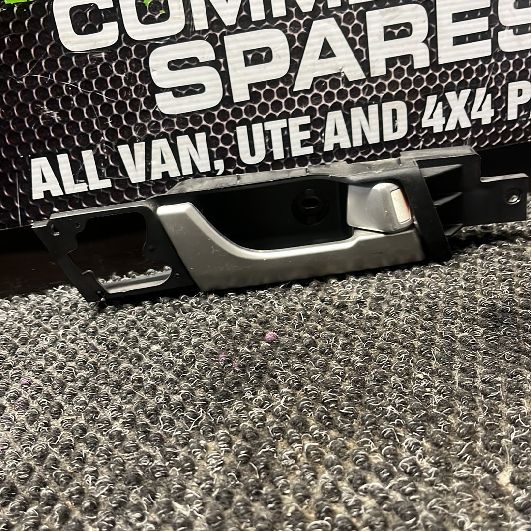 2008 Holden Captiva 5- Right Rear Door Interior Handle- (TAG8174)