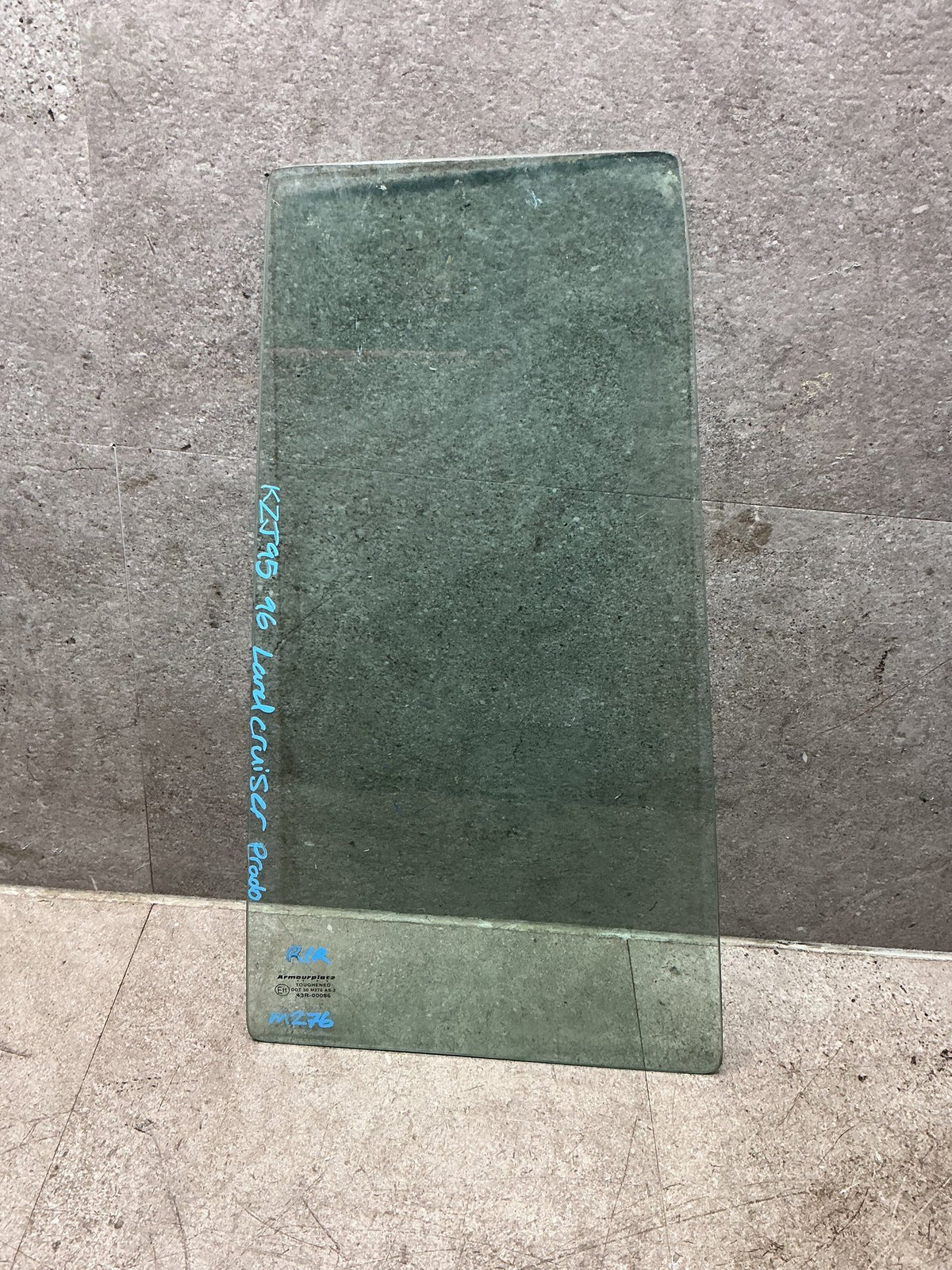 1996 Toyota Land Cruiser Prado KZJ95 - Right Rear Quarter Door Glass - (TAG18669)