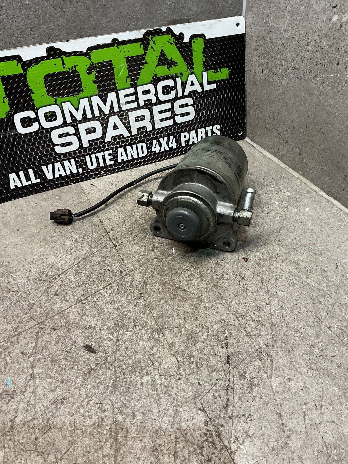 2011 Nissan Navara D40- Fuel Filter Primer Pump- (TAG15656)