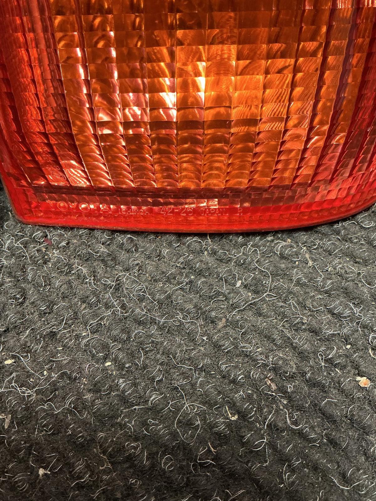 2000-2003 Toyota RAV4 ACA21- Right Taillight- (TAG9895)