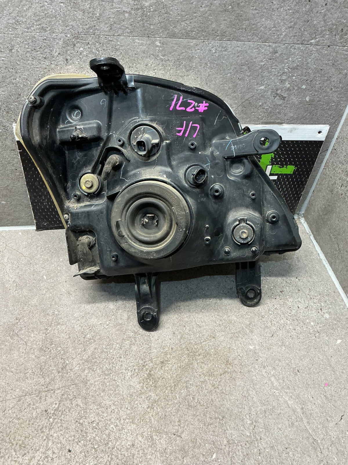 2007 Holden Rodeo- Left Headlight- (TAG14280) PN: P1430